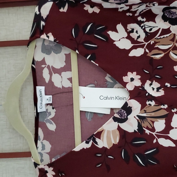 CALVIN KLEIN TOP - Picture 2 of 5